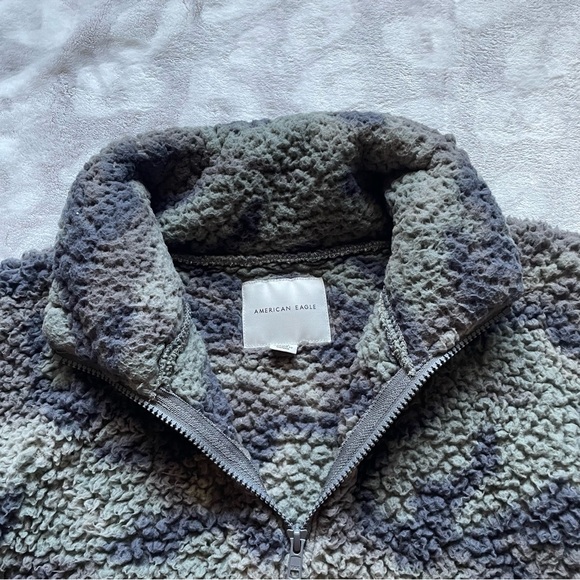 American Eagle Camo Sherpa Quarter Zip Sweatshirt Size Medium - Picture 8 of 12